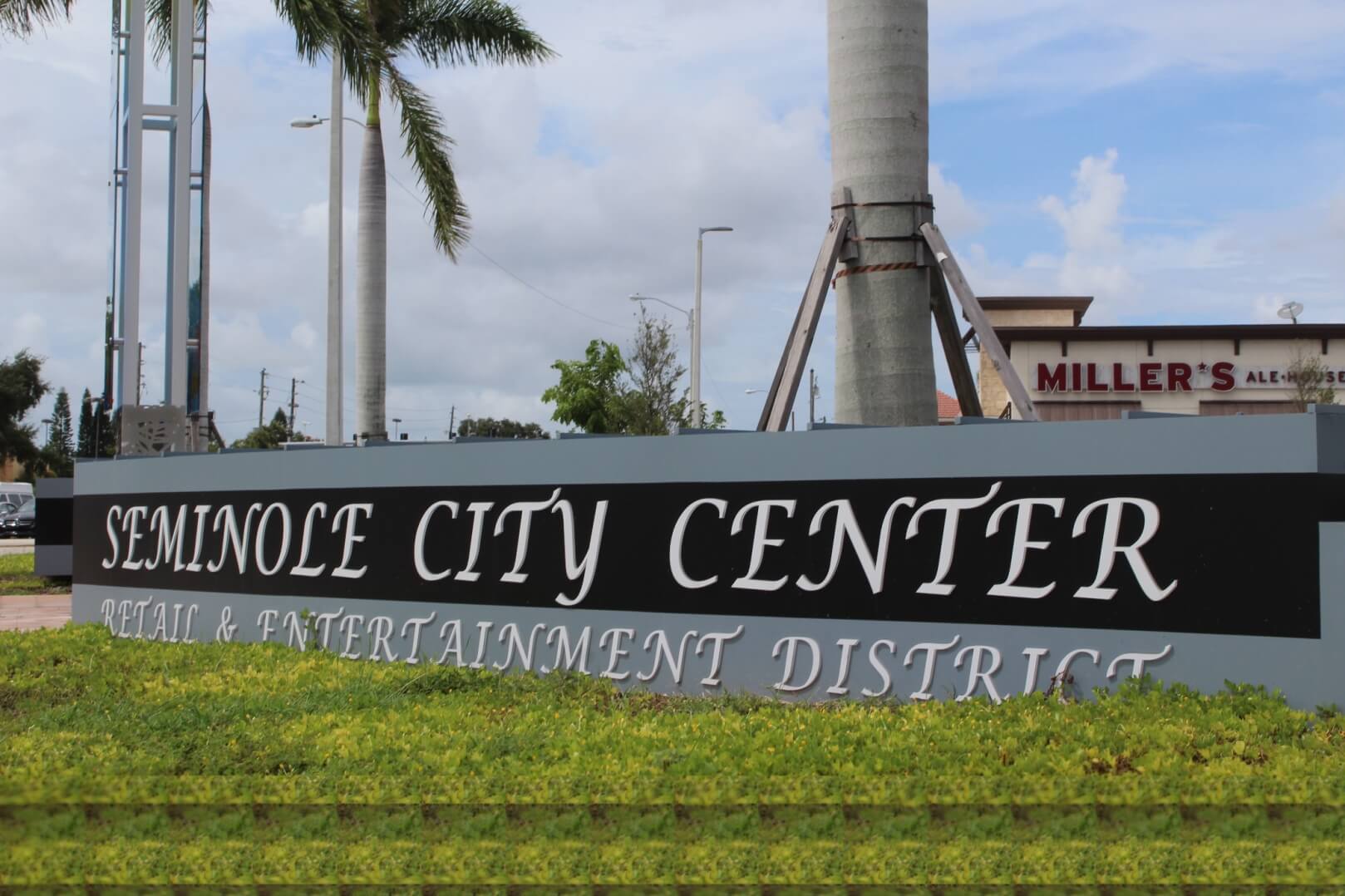 Seminole City Center Sign